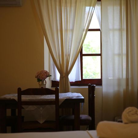 Apartamento La Casa Di Nonna Qeparo Exterior foto