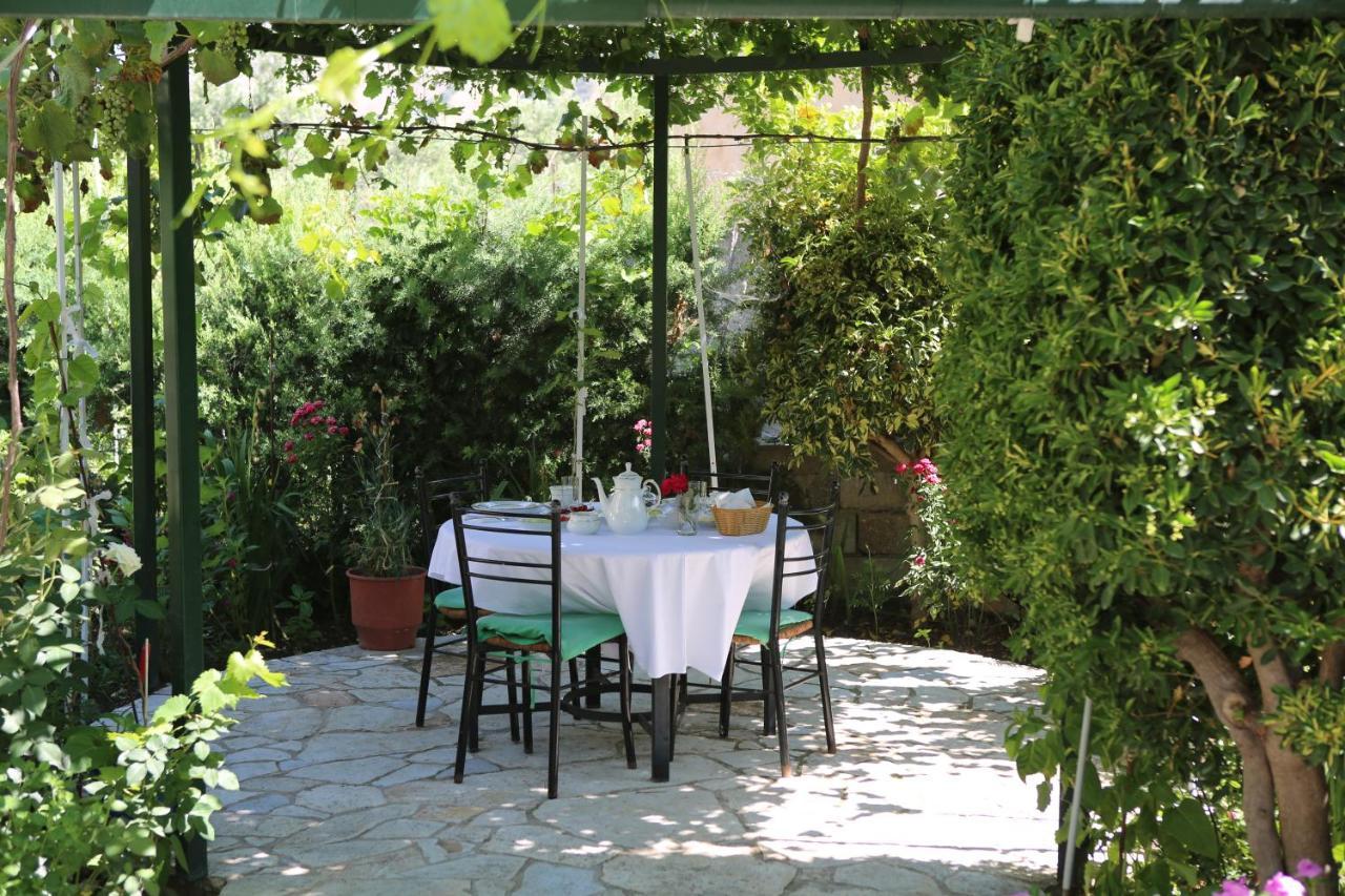 Apartamento La Casa Di Nonna Qeparo Exterior foto