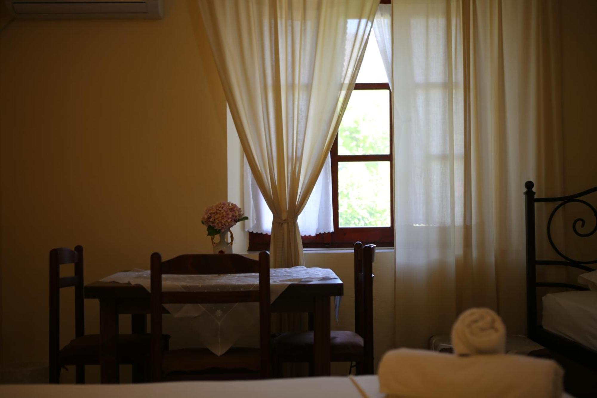 Apartamento La Casa Di Nonna Qeparo Exterior foto