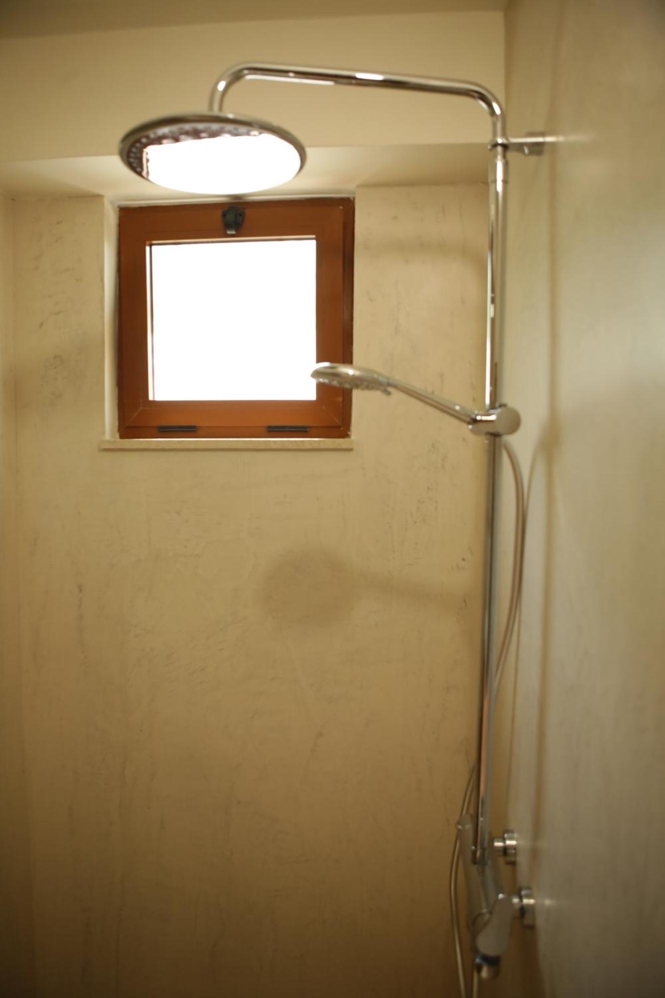 Apartamento La Casa Di Nonna Qeparo Exterior foto